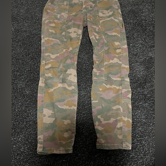 Women’s Super cute Anthropologie Jefferson Slim Camo Utility Pants size 30 - Picture 4 of 8